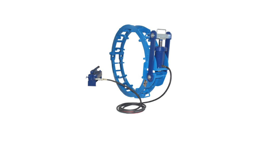 Cage Type Pipe Clamp in Al Wakrah, Qatar 