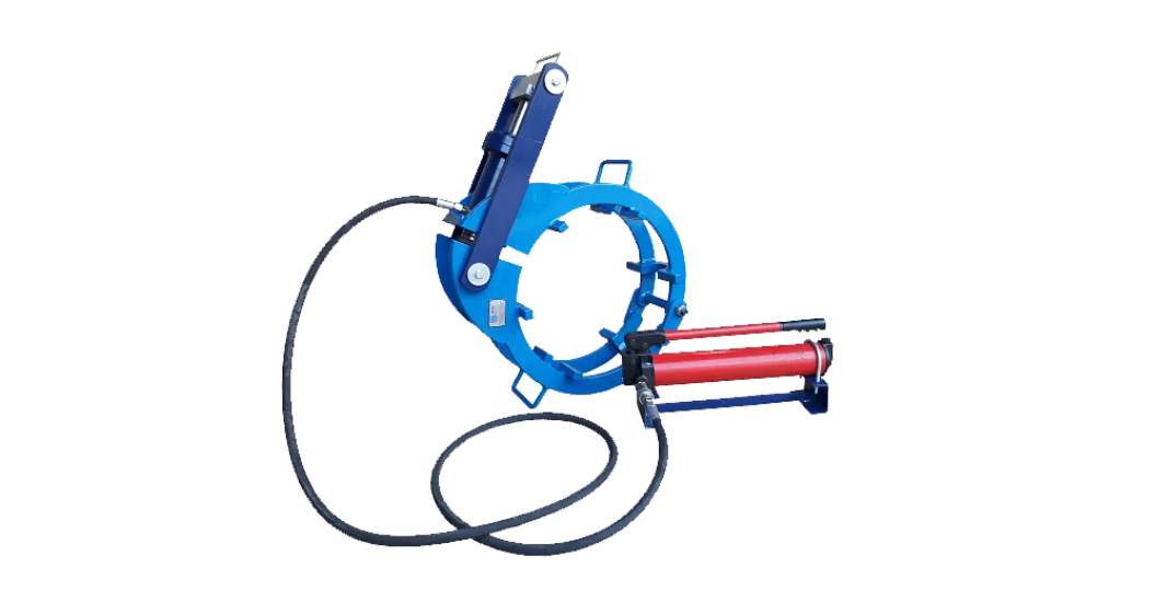 Cage Type Pipe Clamp in Bawshar, Oman 