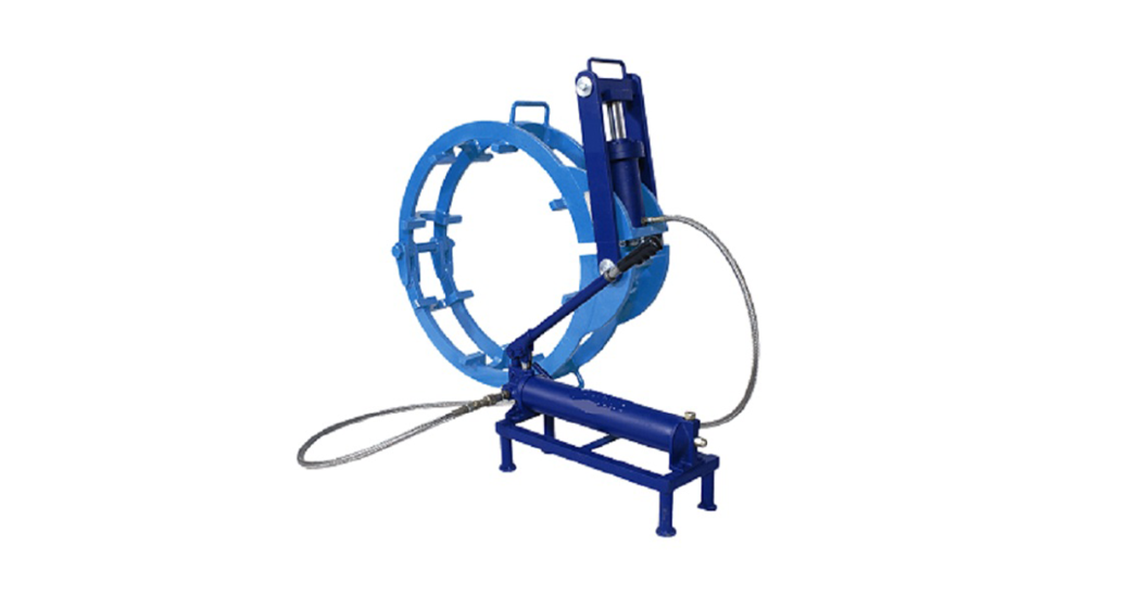 Cage Type Pipe Clamp in Jeddah, Saudi Arabia