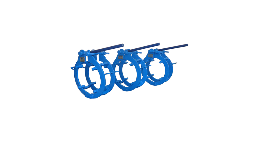 Cage Type Pipe Clamp in Lobito, Angola