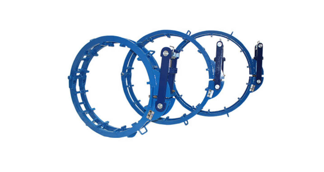 Cage Type Pipe Clamp in Sohar, Oman 