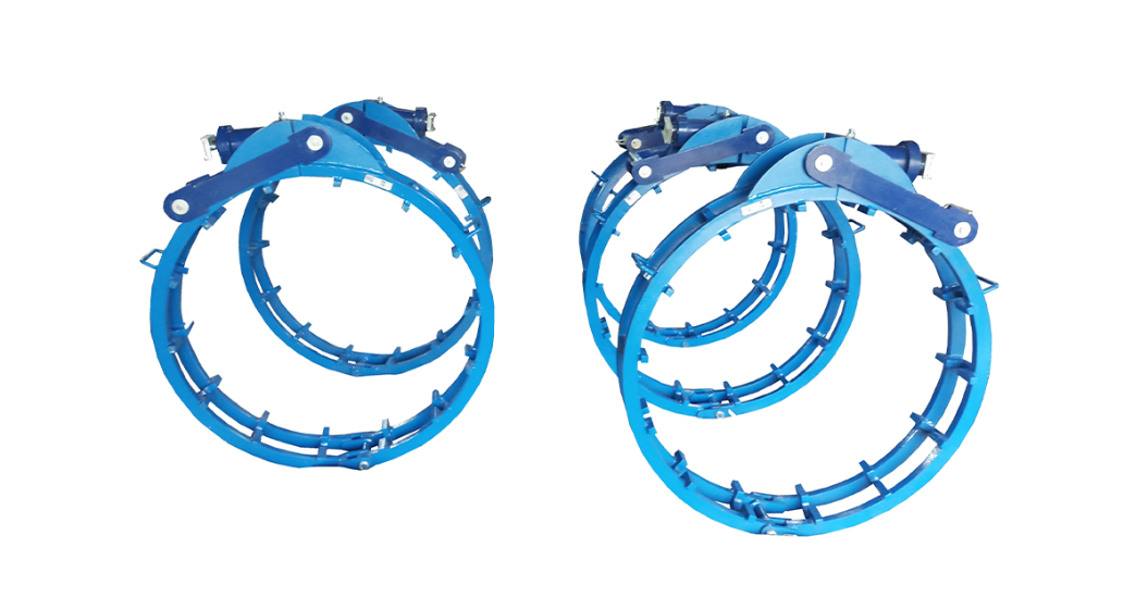 Cage Type Pipe Clamp in Turin, Italy