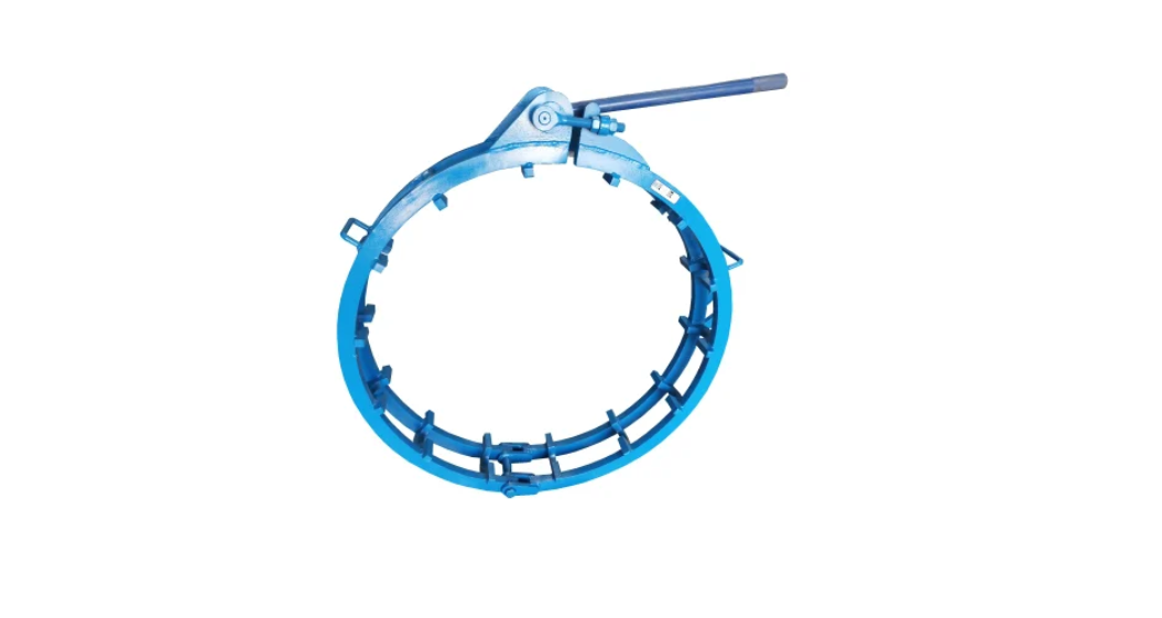 Hand Lever Cage Clamp in Turin, Italy