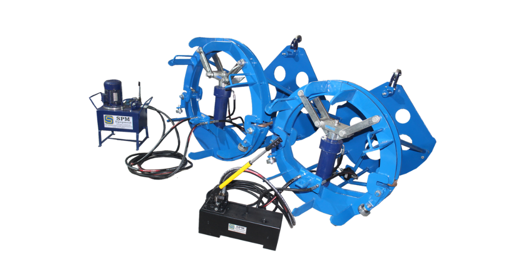 Pipe Joint Clamp in Naples, Italy